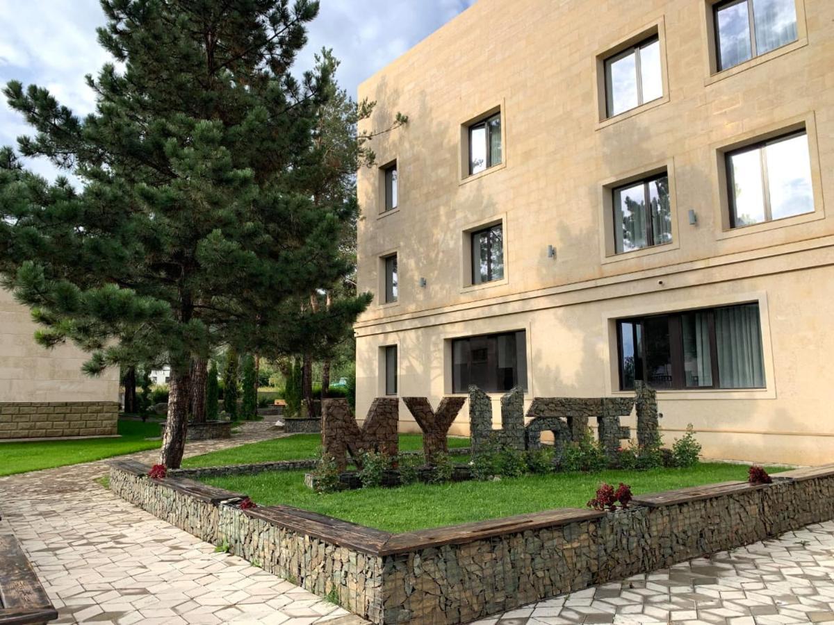 My Hotel Каракол Екстериор снимка