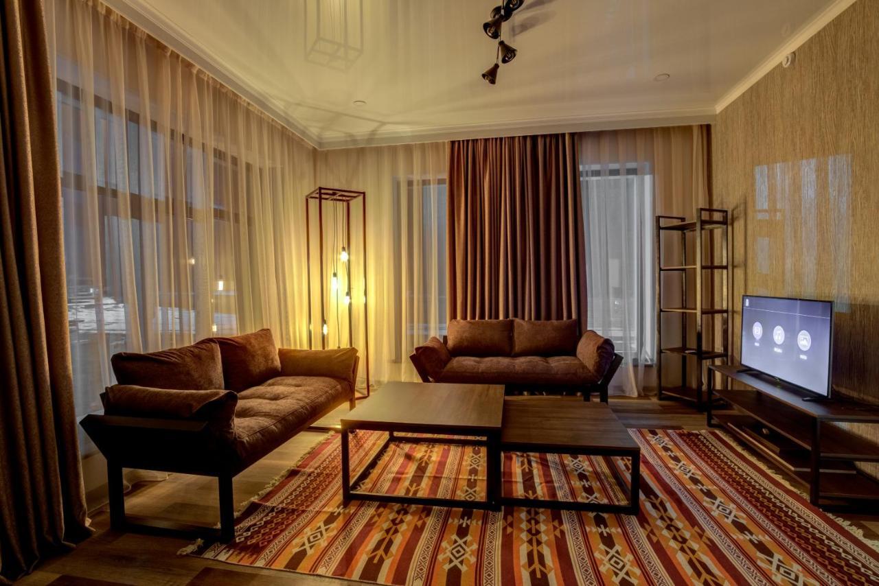 My Hotel Каракол Екстериор снимка